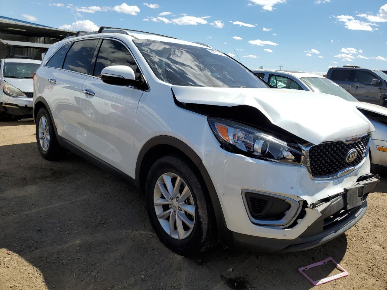 2017 KIA SORENTO LX - Фото 4