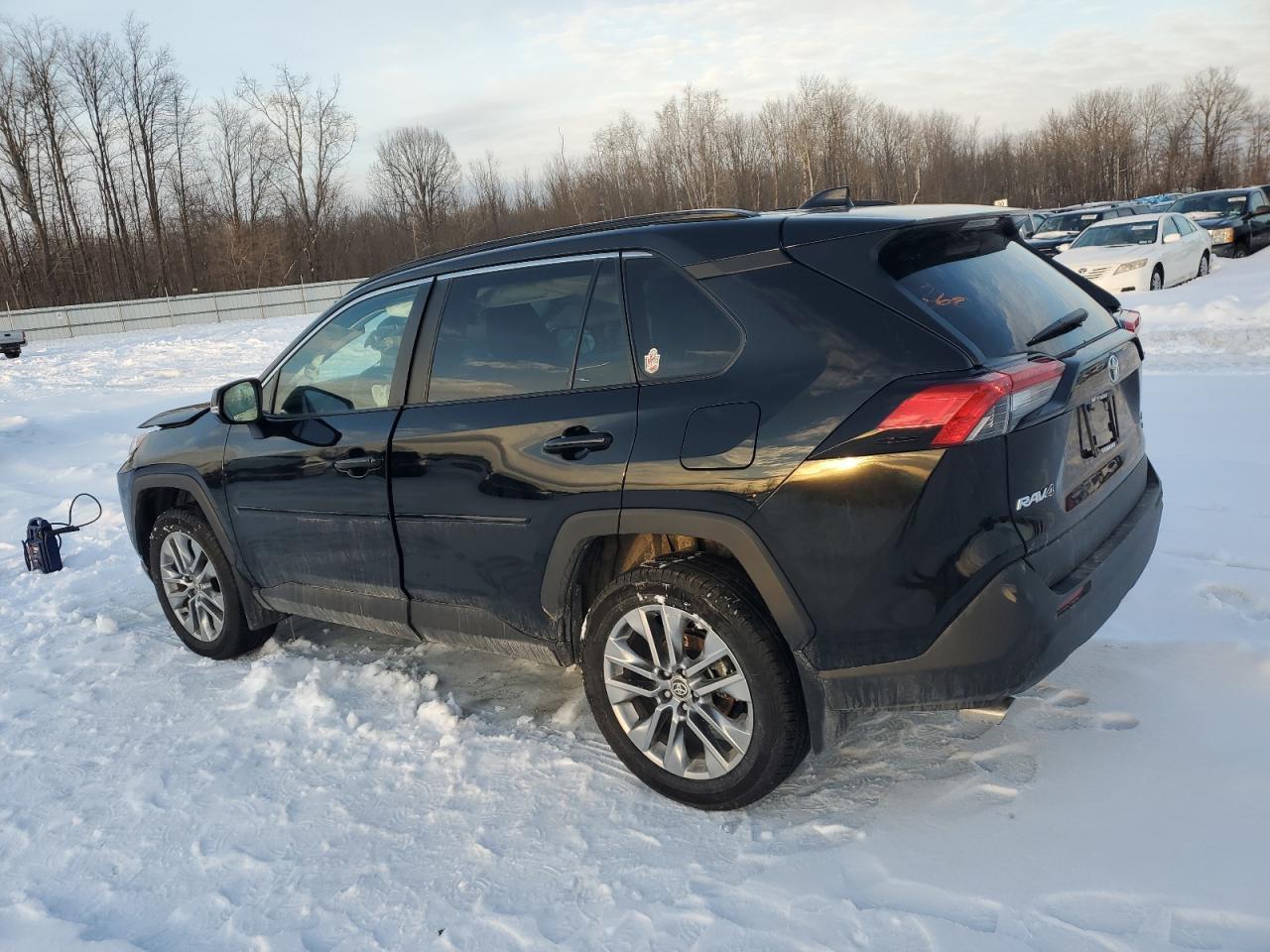 2024 TOYOTA RAV4 XLE P - Image 2