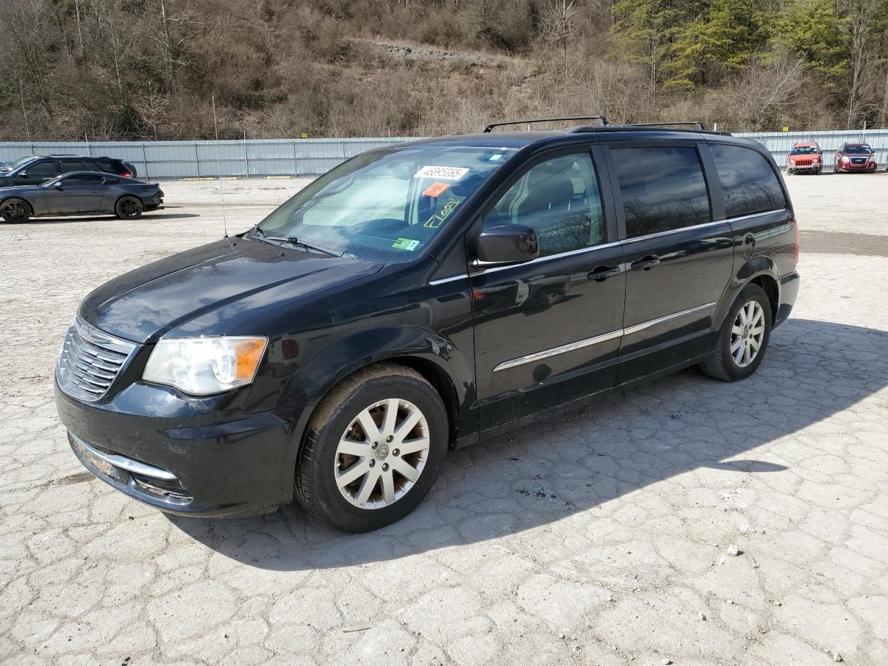 2014 CHRYSLER TOWN & COU