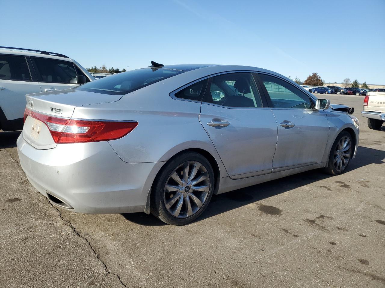 2012 HYUNDAI AZERA GLS - Image 3