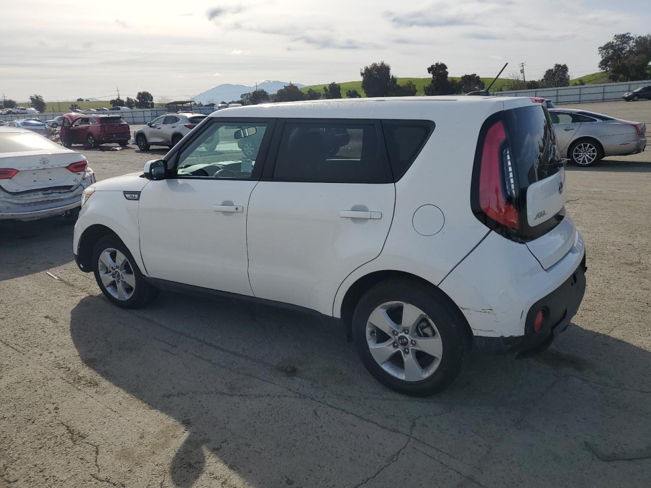 2019 KIA SOUL - Image 2