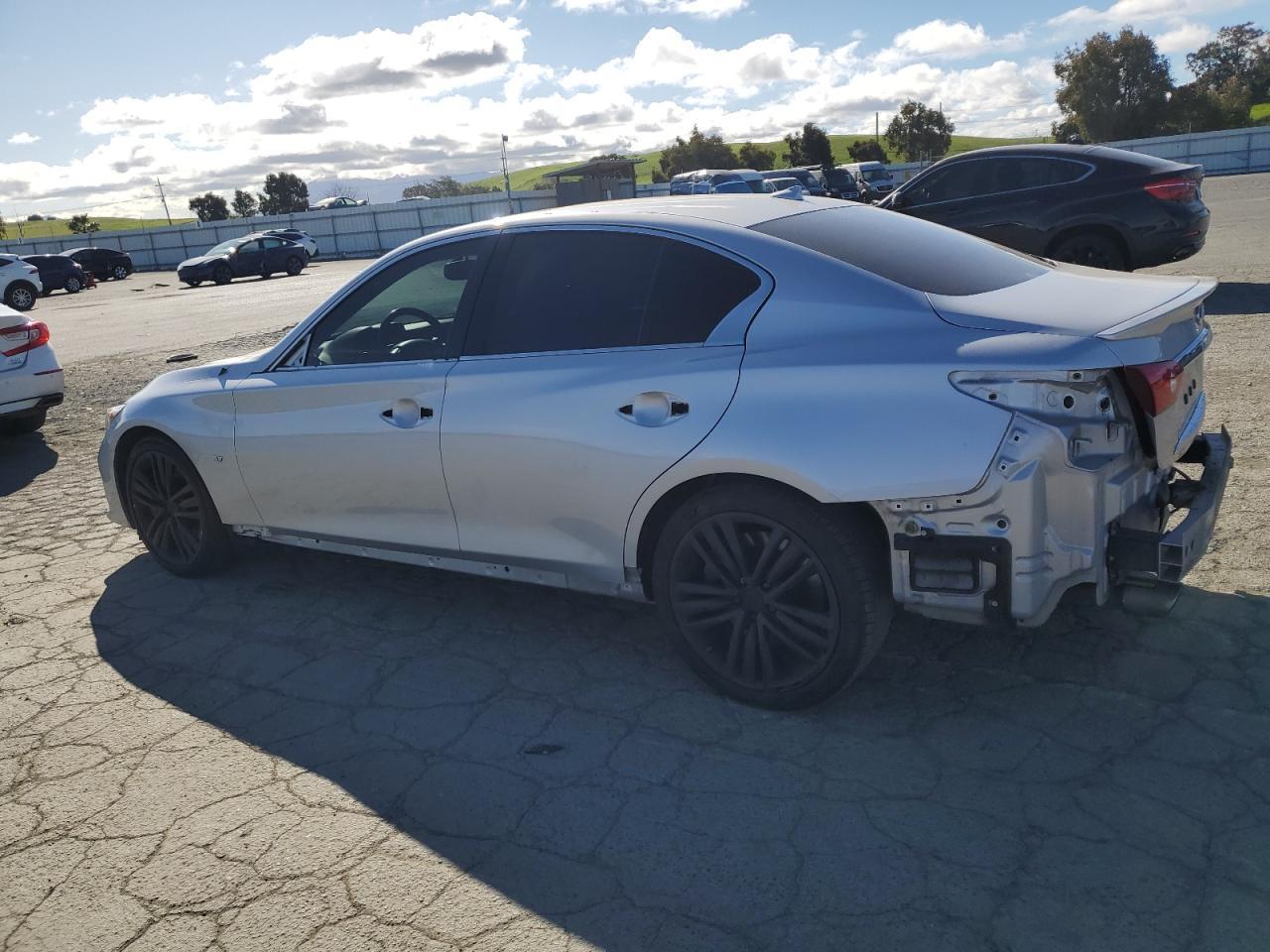 2015 INFINITI Q50 BASE - Фото 2