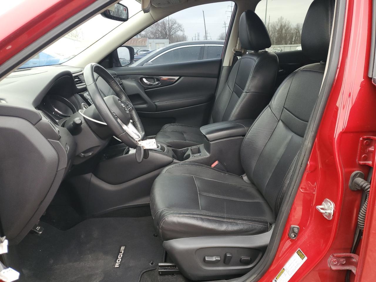 2017 NISSAN ROGUE SV - Image 7