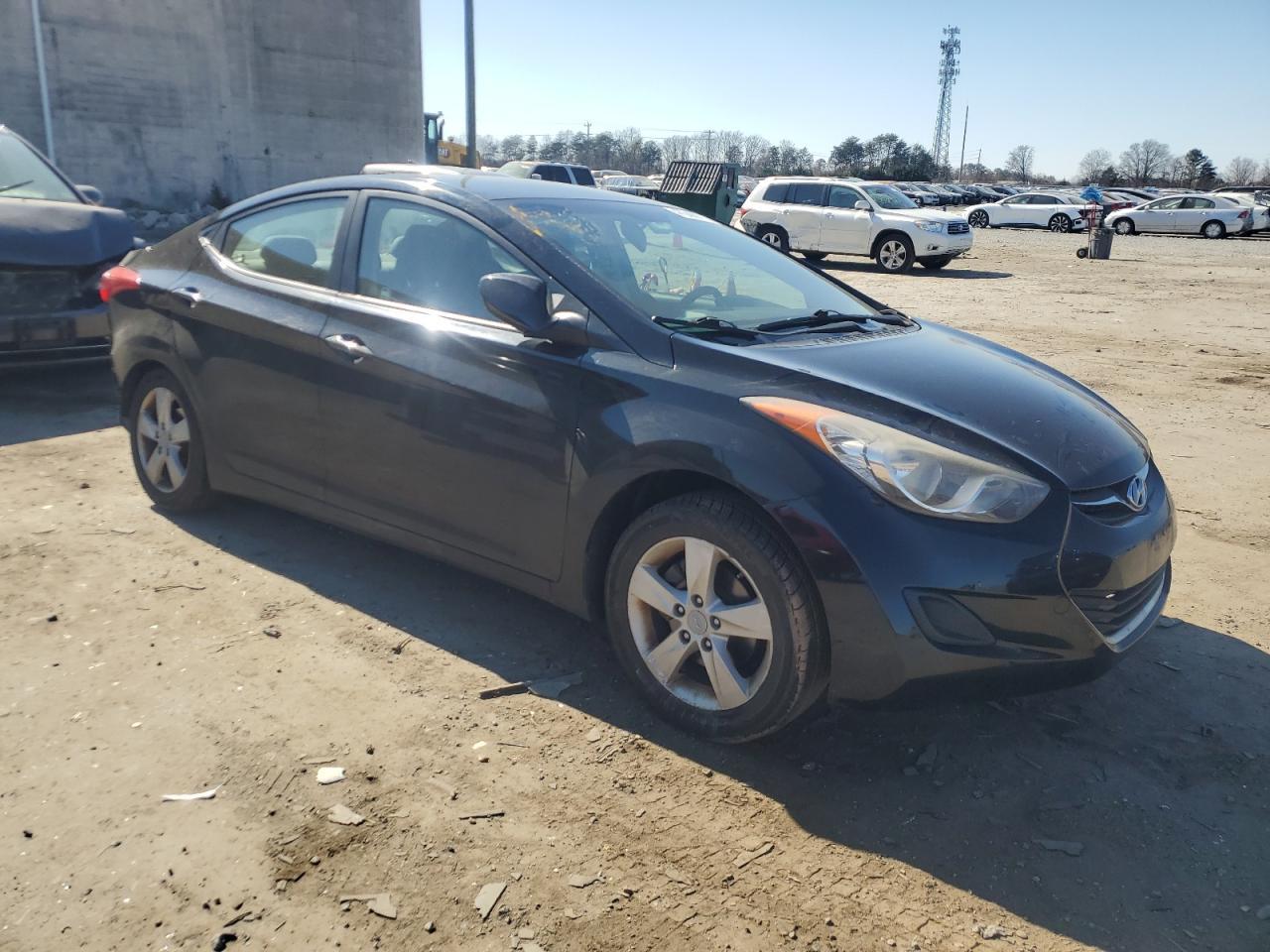 2011 HYUNDAI ELANTRA GL - Image 4