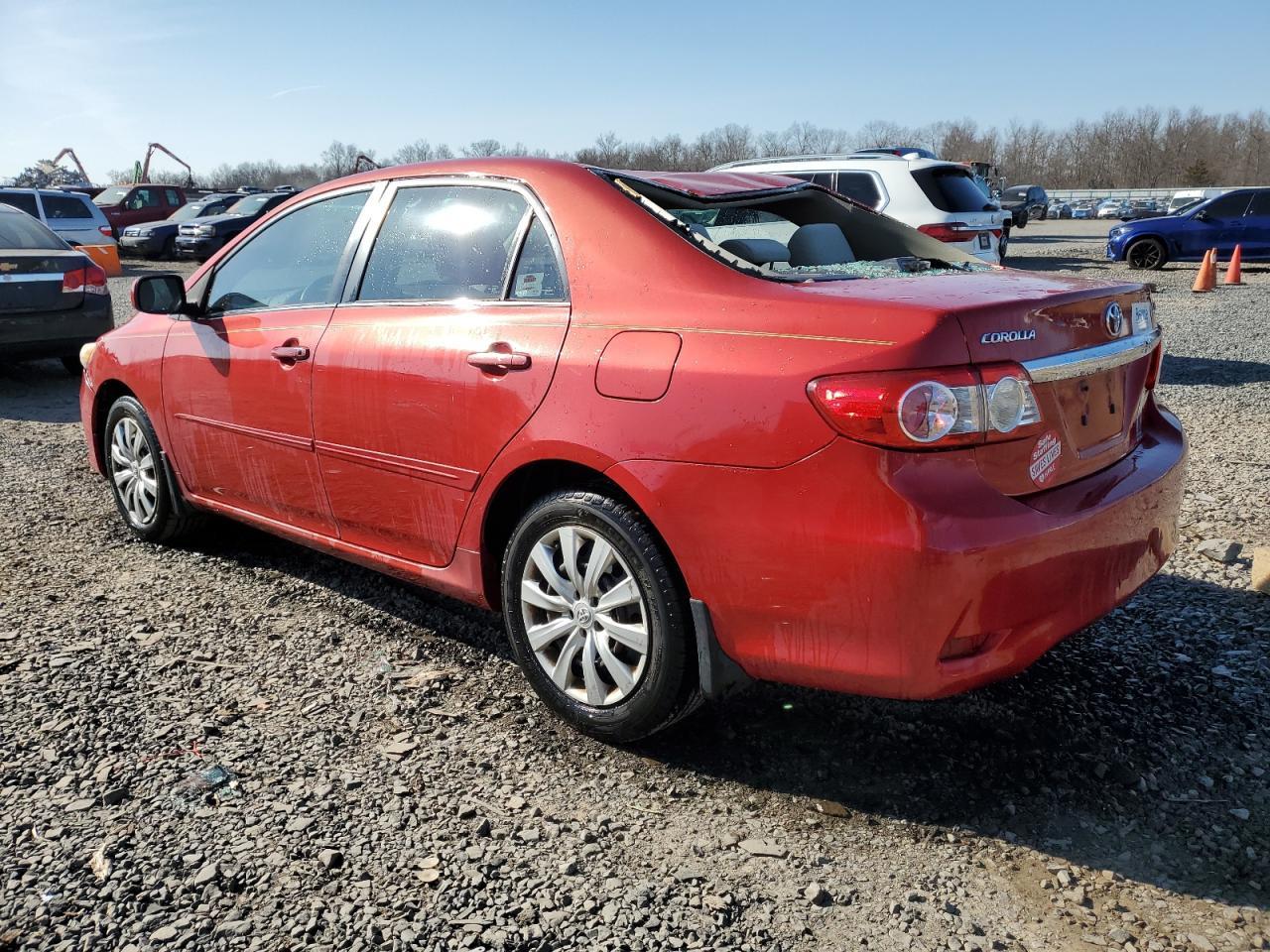 2013 TOYOTA COROLLA BA - Фото 2