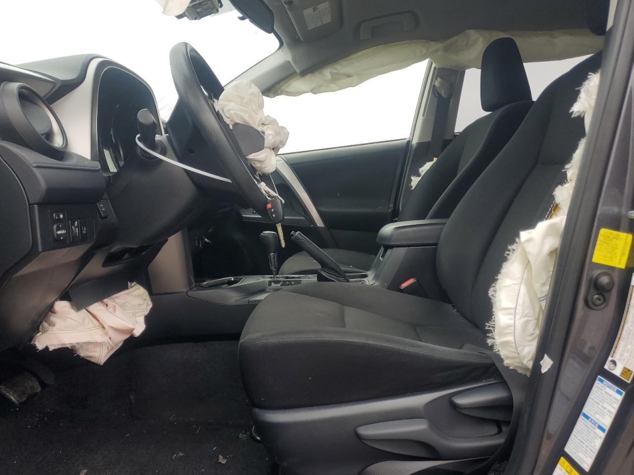 2017 TOYOTA RAV4 LE - Image 7