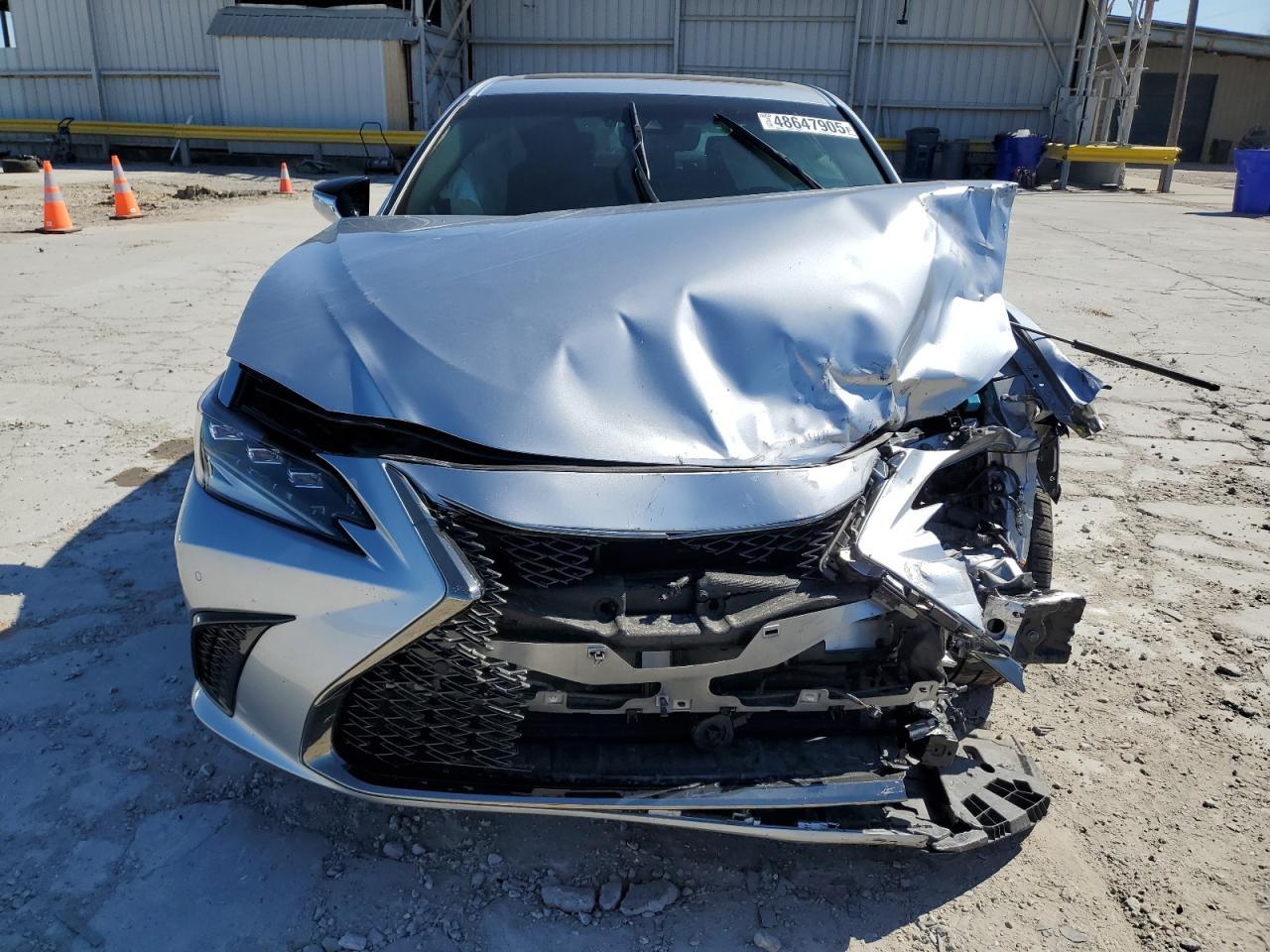 2022 LEXUS ES 300H BA - Фото 5