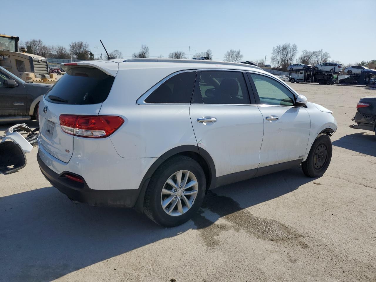 2017 KIA SORENTO LX - Image 3