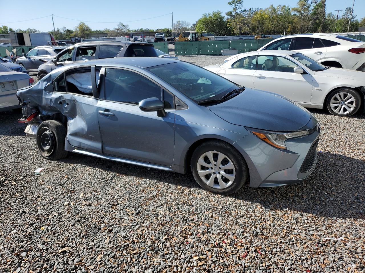2021 TOYOTA COROLLA LE - Image 4