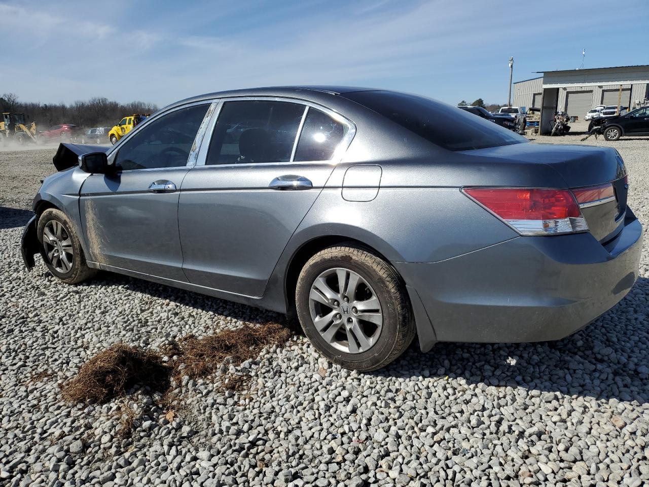 2011 HONDA ACCORD LXP - Image 2