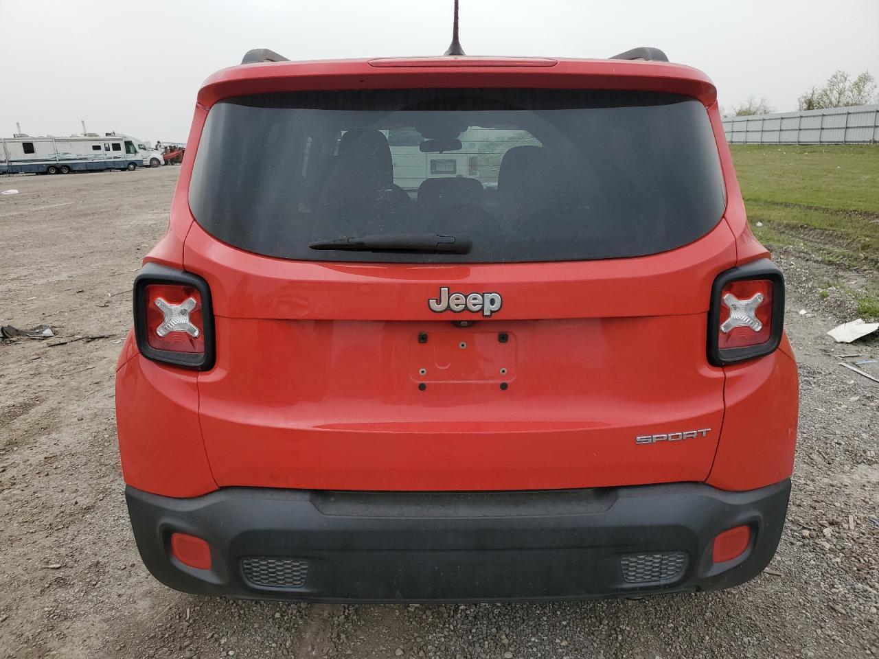2017 JEEP RENEGADE S - Image 6