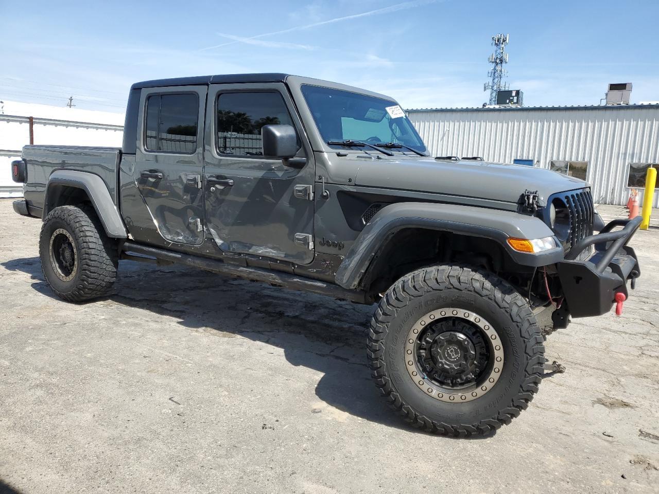 2021 JEEP GLADIATOR - Image 4