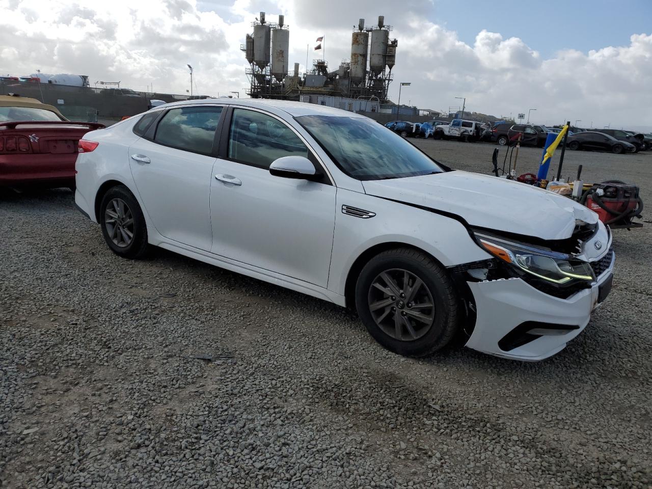 2019 KIA OPTIMA LX - Image 4