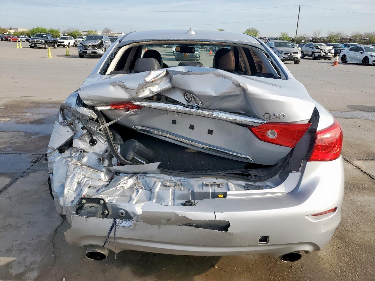2016 INFINITI Q50 BASE - Фото 6