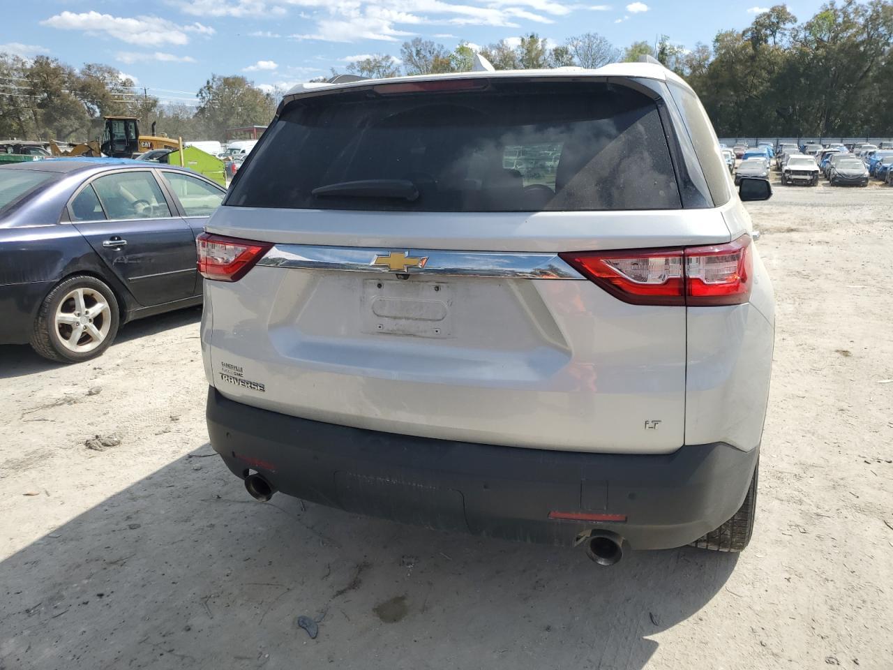 2020 CHEVROLET TRAVERSE L - Фото 6