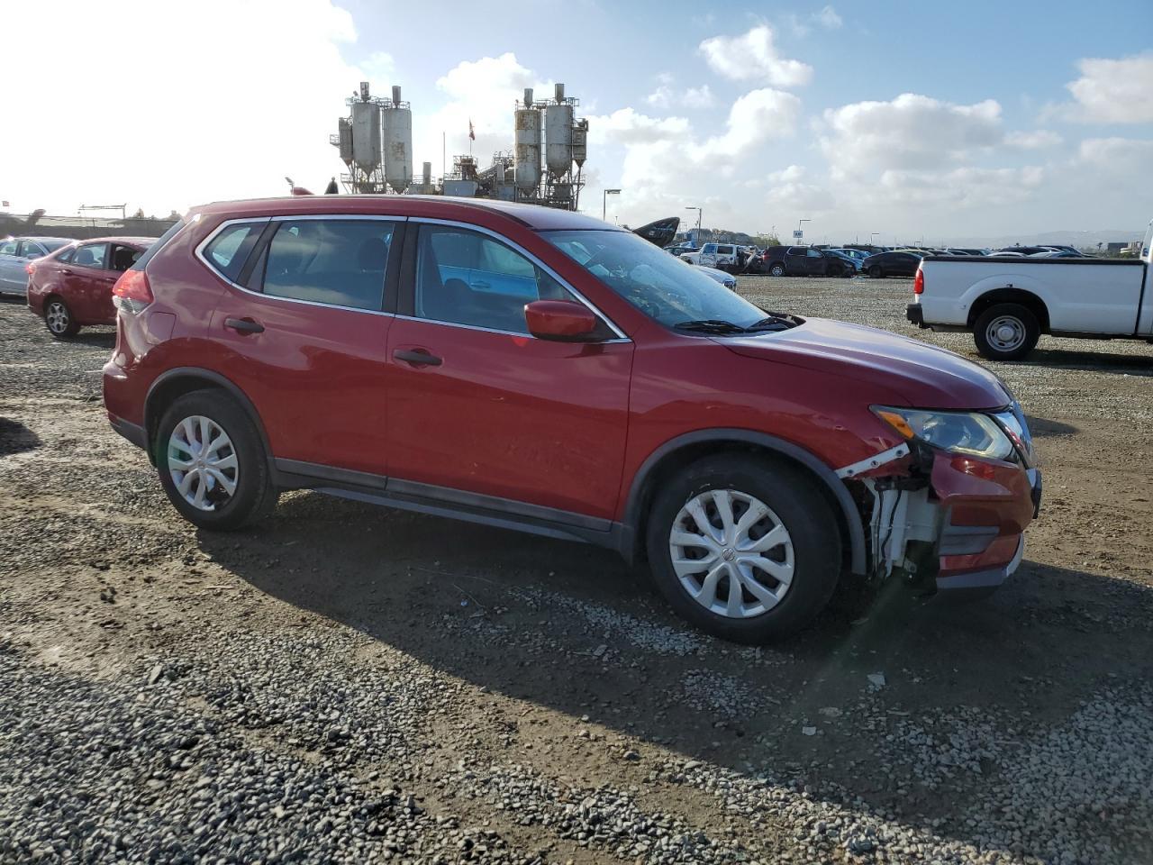 2017 NISSAN ROGUE S - Image 4