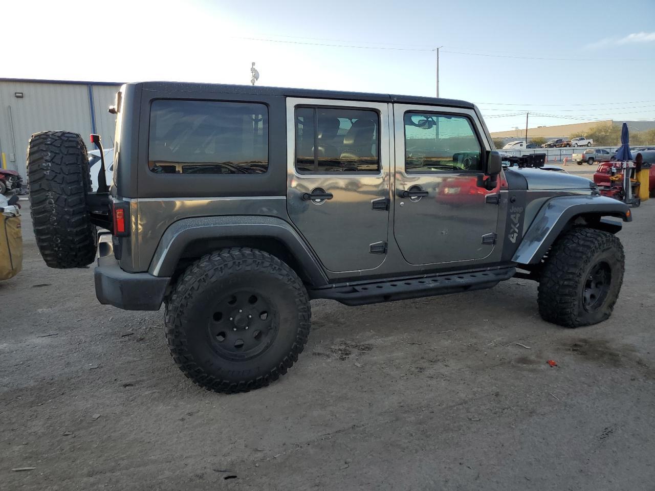 2015 JEEP WRANGLER U - Фото 3