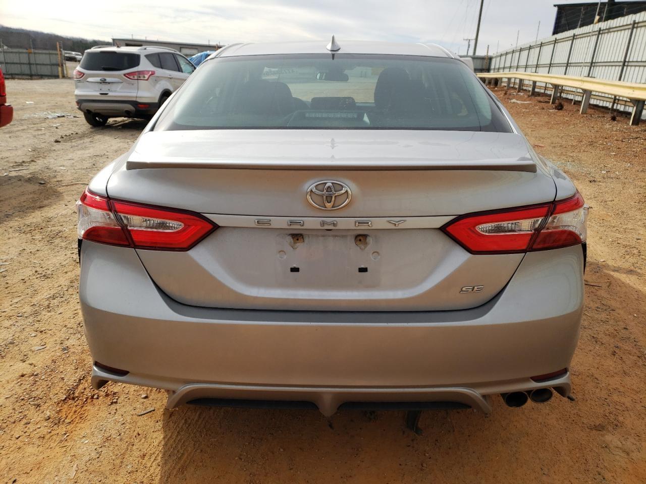 2020 TOYOTA CAMRY SE - Image 6