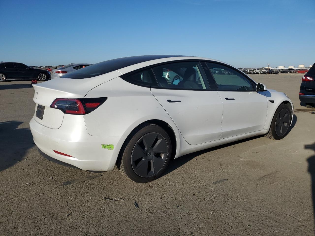 2023 TESLA MODEL 3 - Фото 3