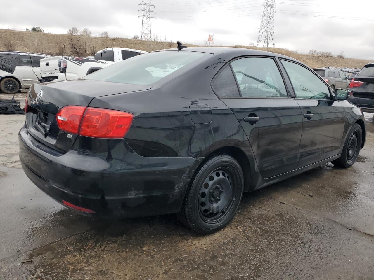 2014 VOLKSWAGEN JETTA SE - Image 3