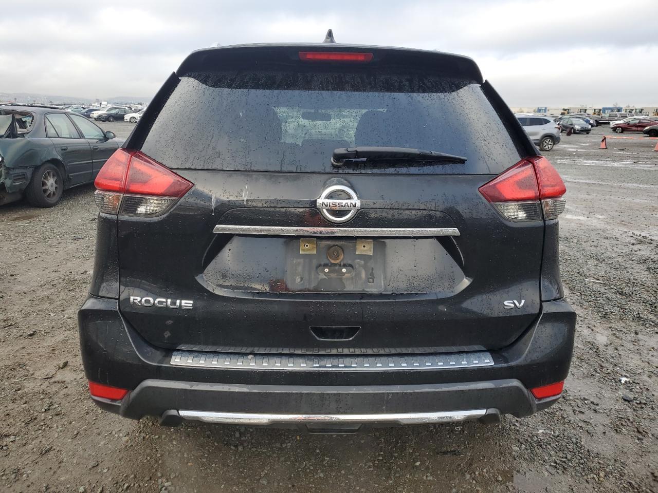 2017 NISSAN ROGUE S - Image 6