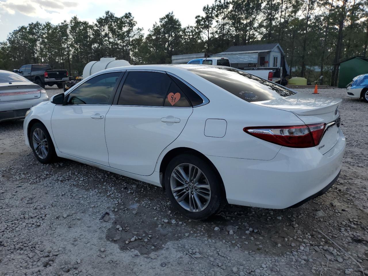 2015 TOYOTA CAMRY LE - Фото 2