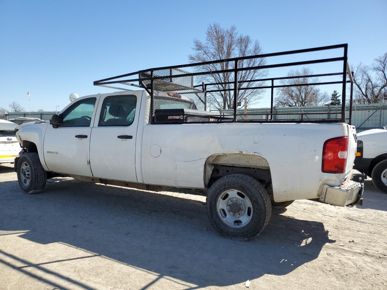 2013 CHEVROLET SILVERADO - Image 2
