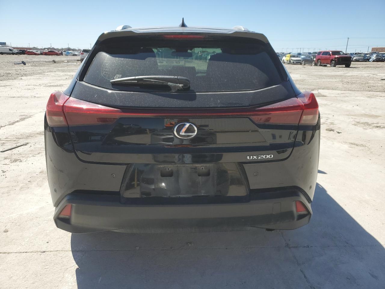 2022 LEXUS UX 200 BAS - Фото 6
