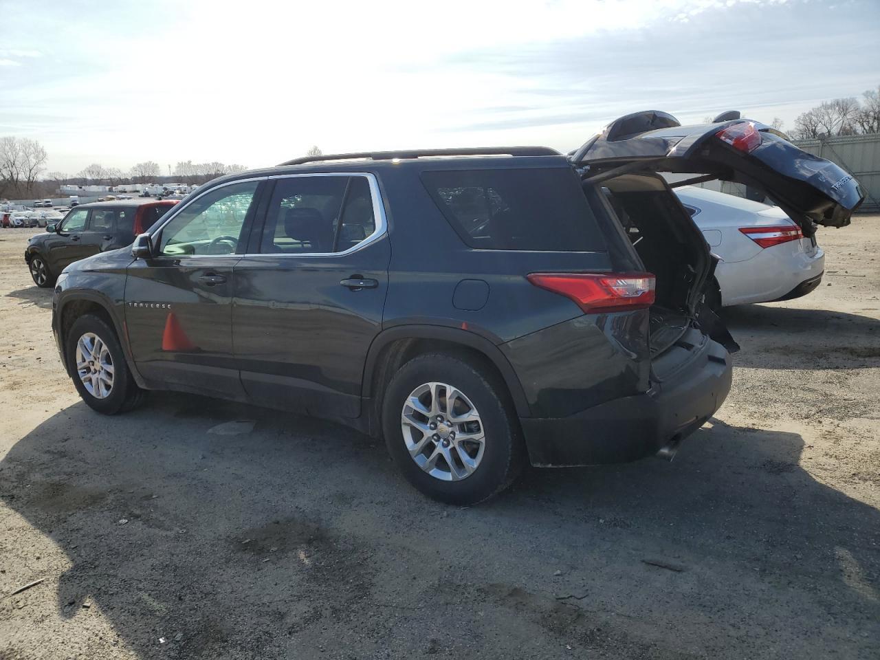 2021 CHEVROLET TRAVERSE L - Image 2