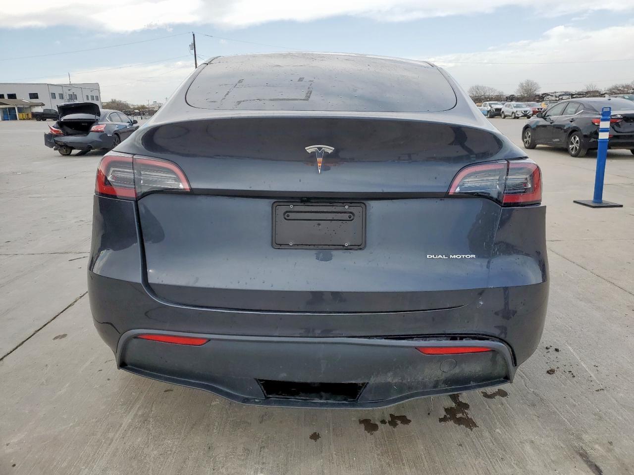 2024 TESLA MODEL Y - Image 6