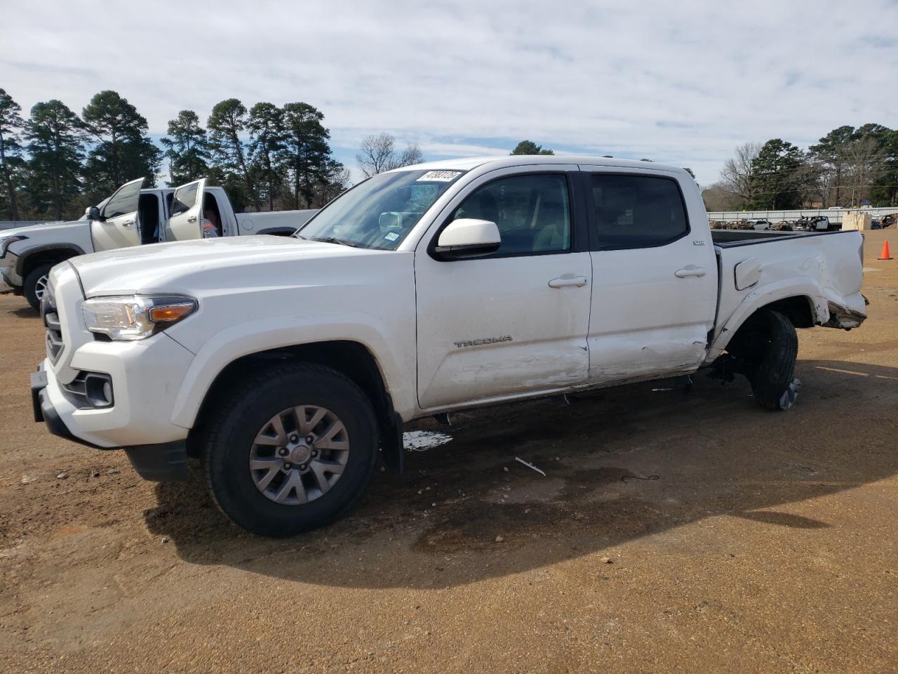 2019 TOYOTA TACOMA DOU