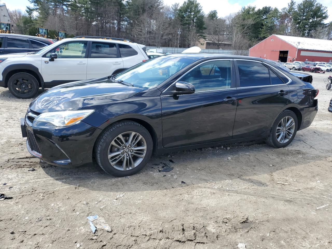2016 TOYOTA CAMRY LE