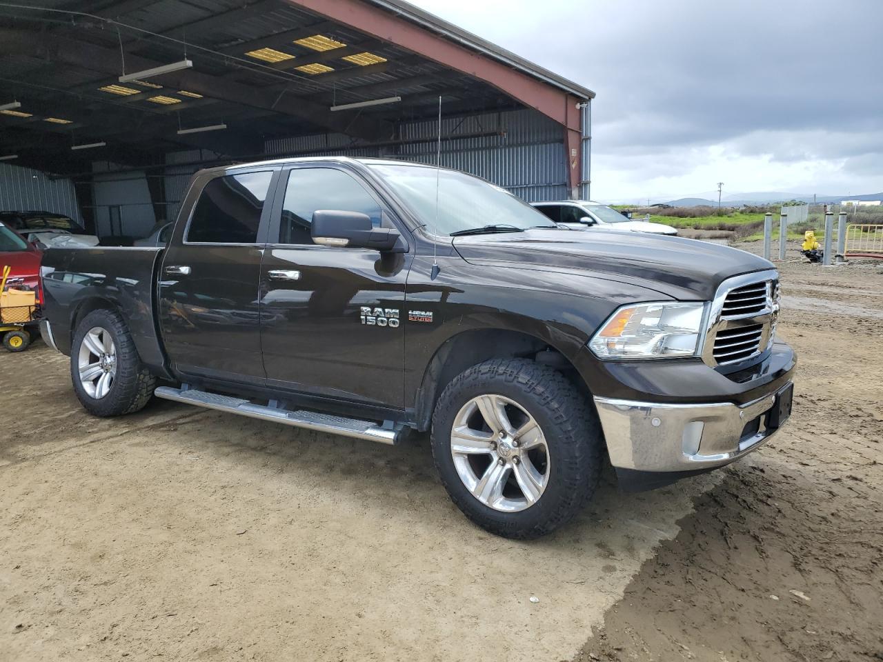 2014 RAM 1500 SLT - Фото 4