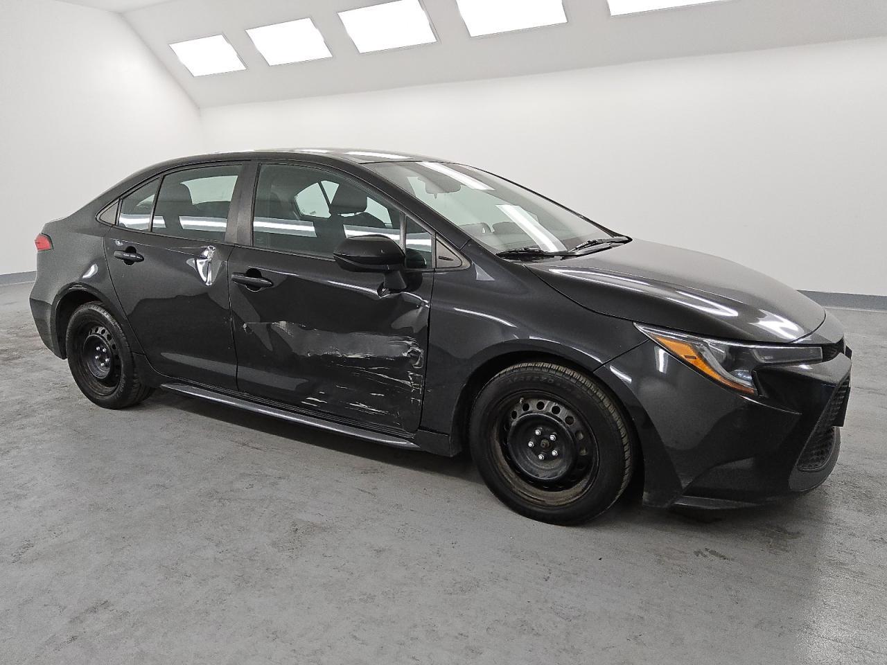 2022 TOYOTA COROLLA LE - Фото 4