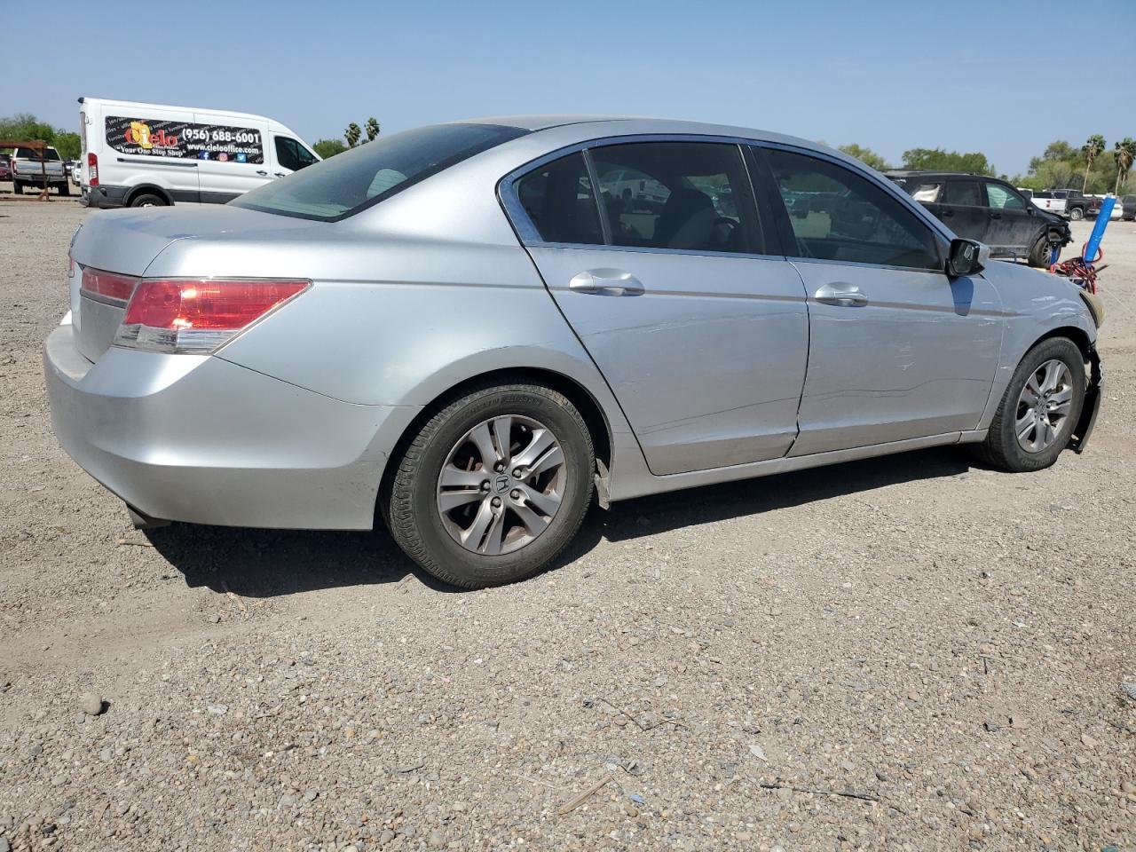 2011 HONDA ACCORD LXP - Фото 3
