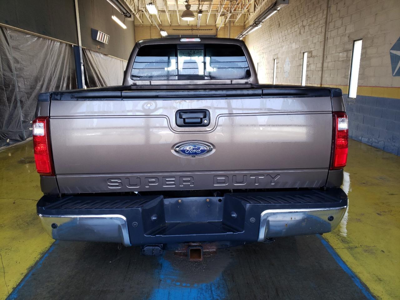 2015 FORD F250 SUPER - Image 6