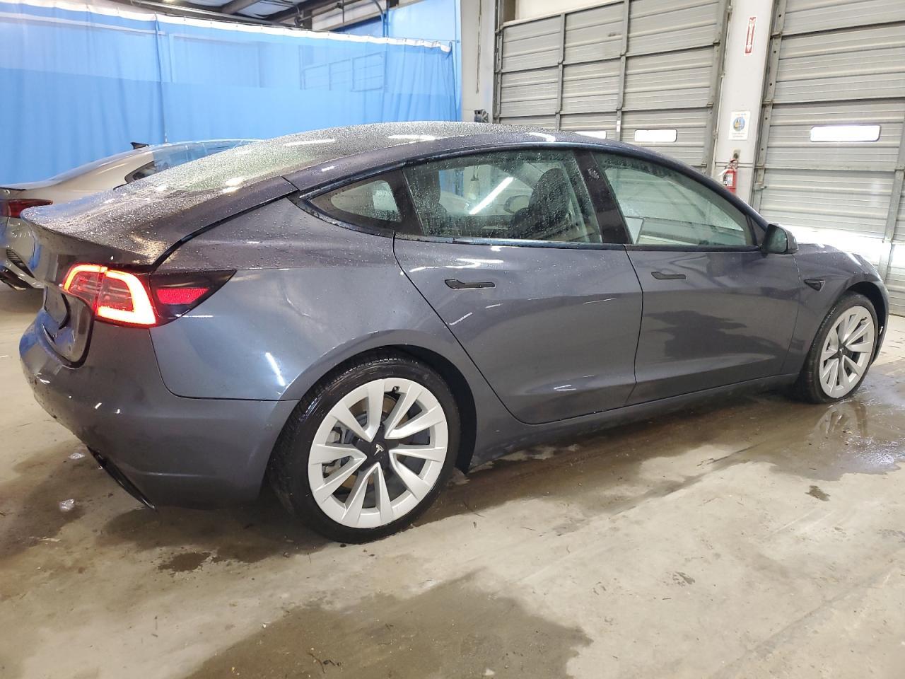 2022 TESLA MODEL 3 - Image 3