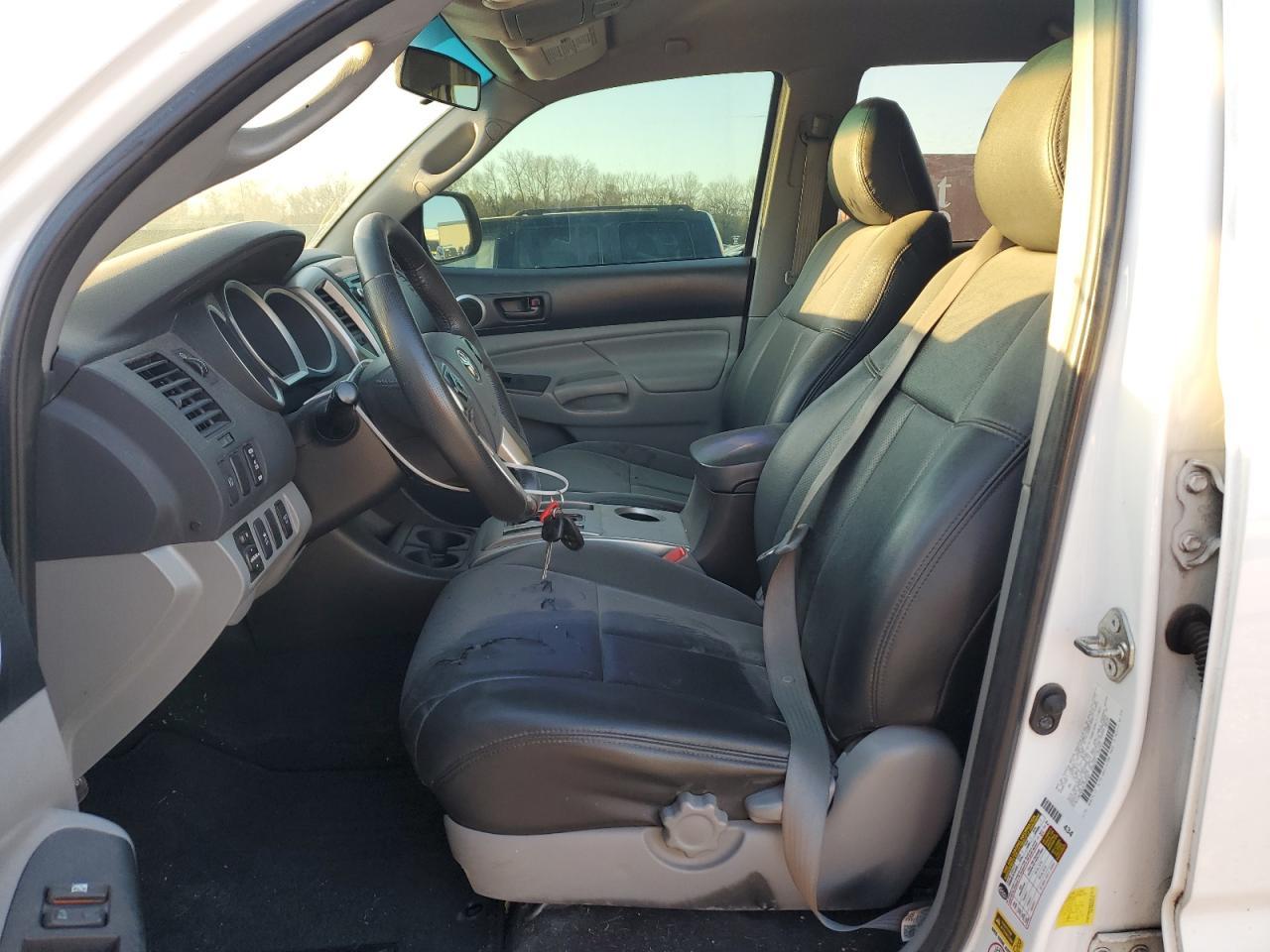2014 TOYOTA TACOMA DOU - Image 7