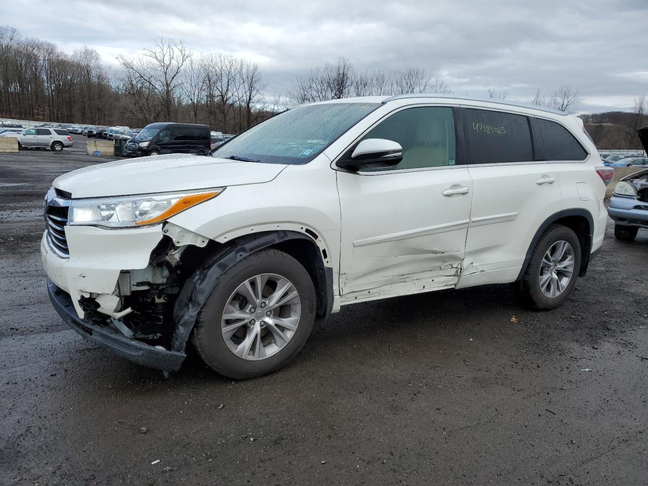 2014 TOYOTA HIGHLANDER