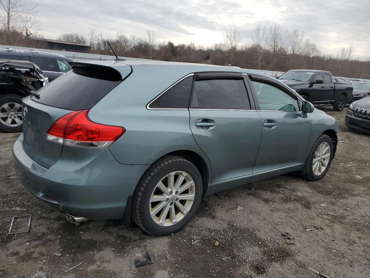 2011 TOYOTA VENZA - Фото 3