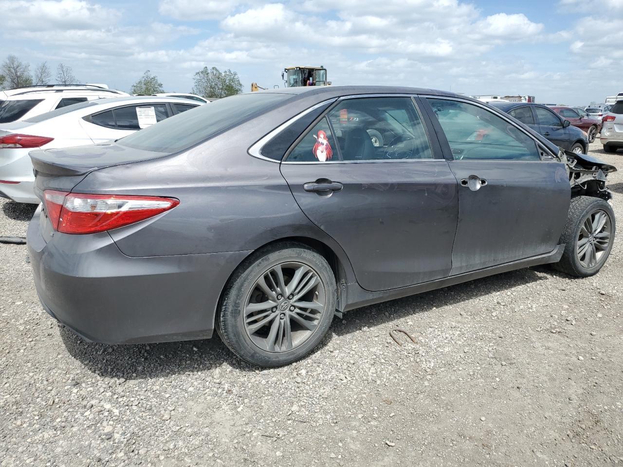 2016 TOYOTA CAMRY LE - Фото 3