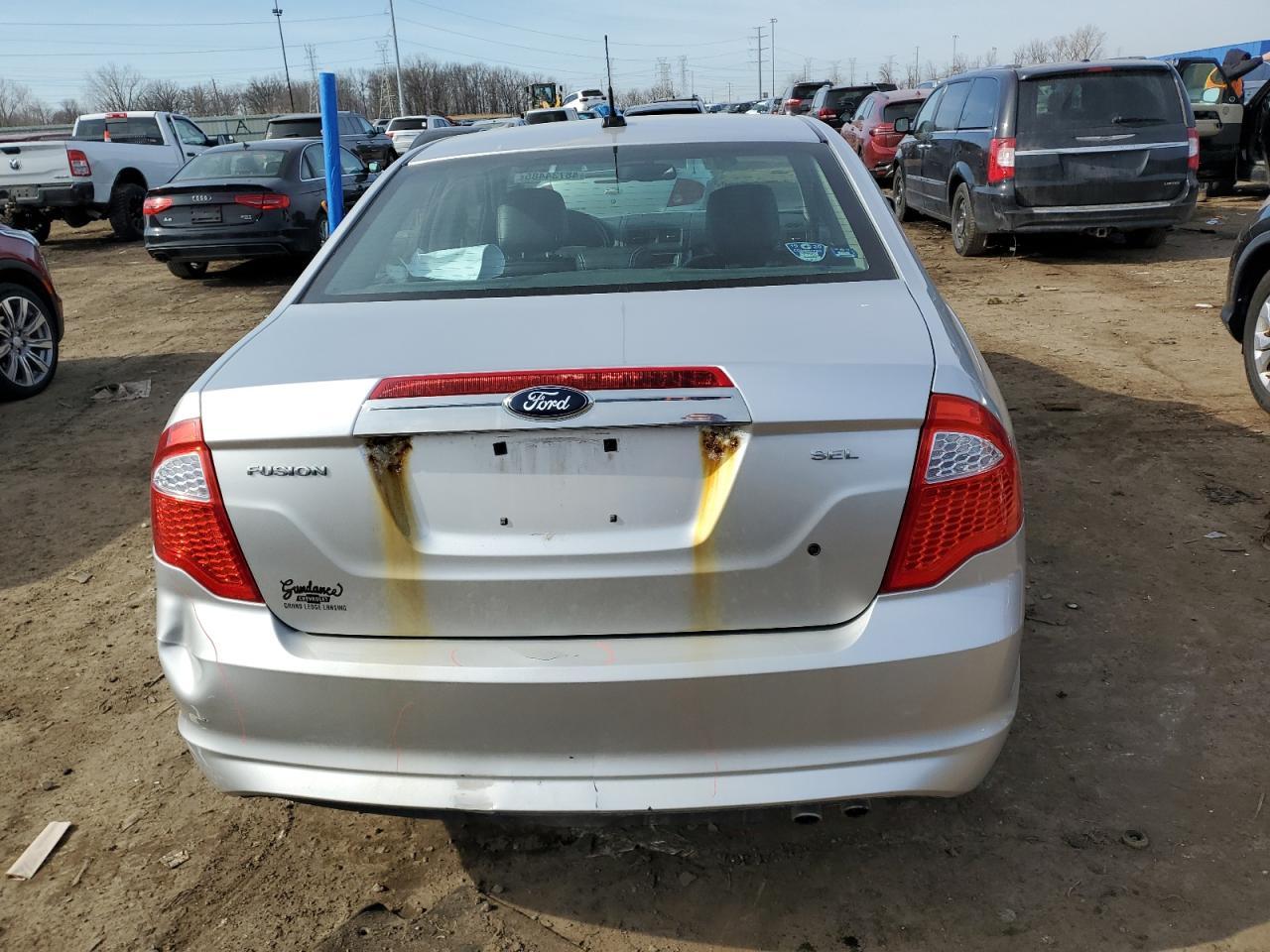 2011 FORD FUSION SEL - Image 6