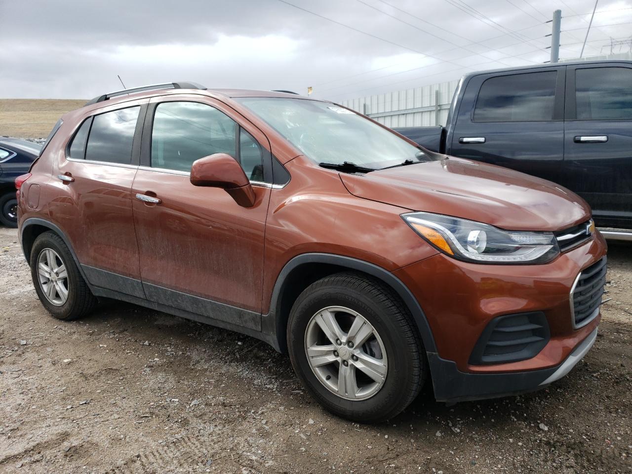 2019 CHEVROLET TRAX 1LT - Фото 4