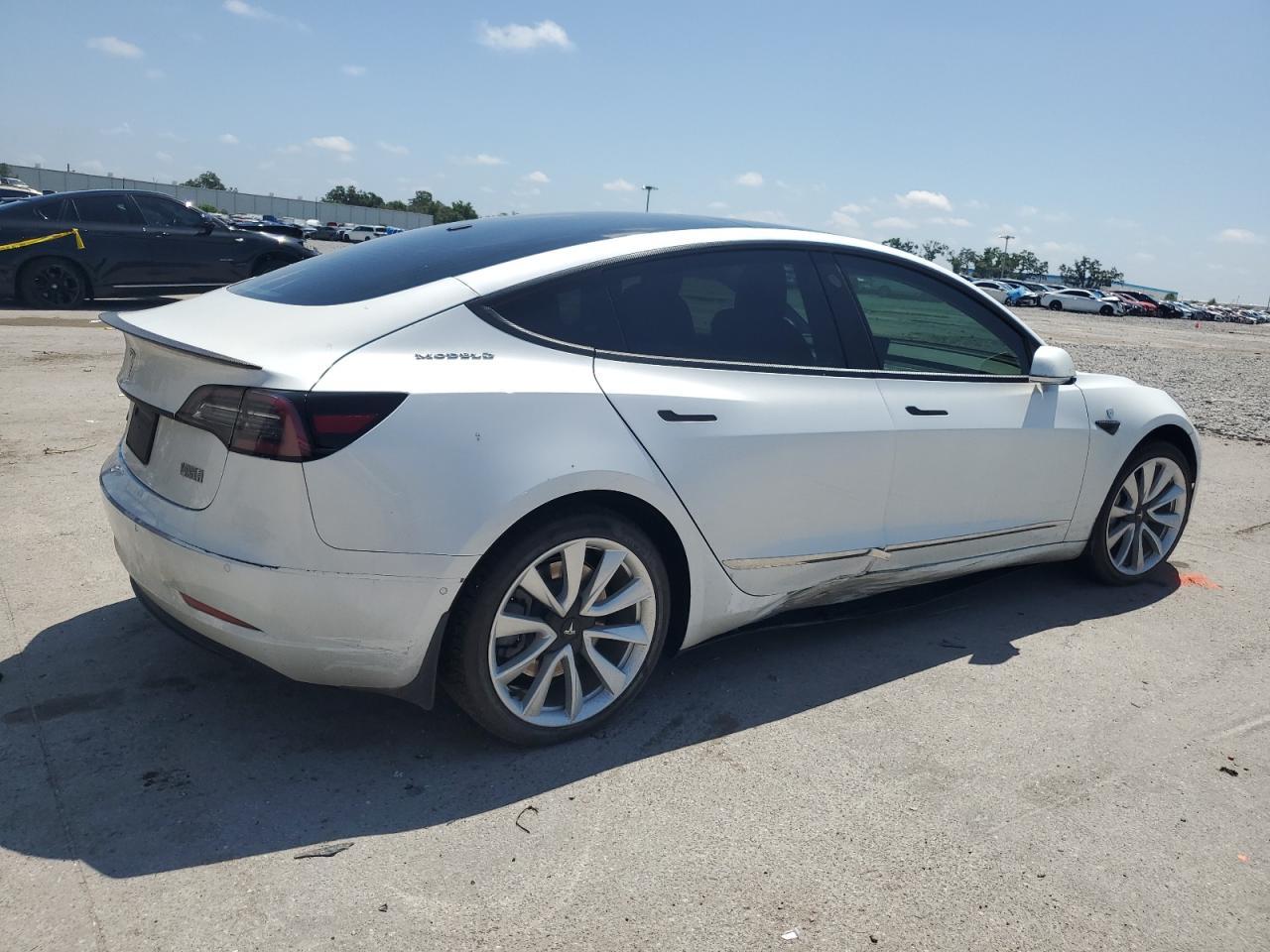 2019 TESLA MODEL 3 - Image 3