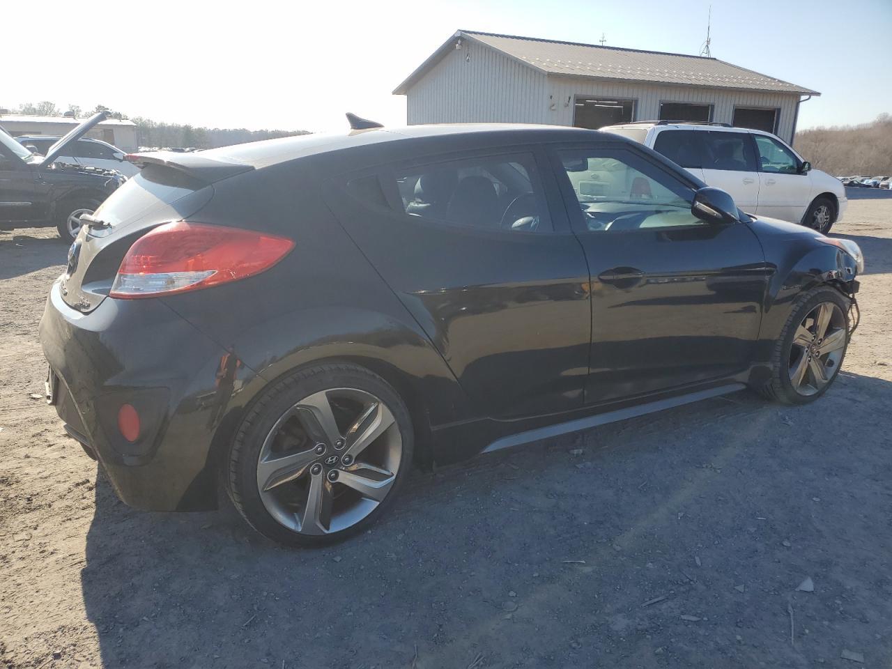 2013 HYUNDAI VELOSTER T - Image 3
