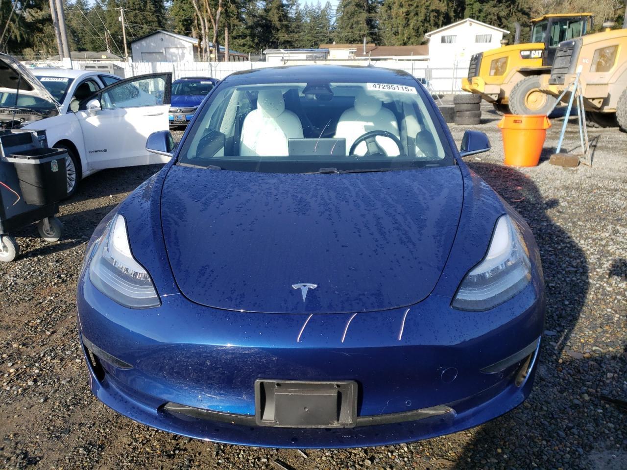 2019 TESLA MODEL 3 - Image 5