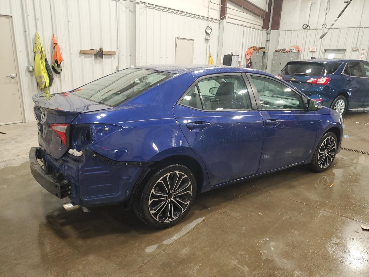2015 TOYOTA COROLLA L - Фото 3