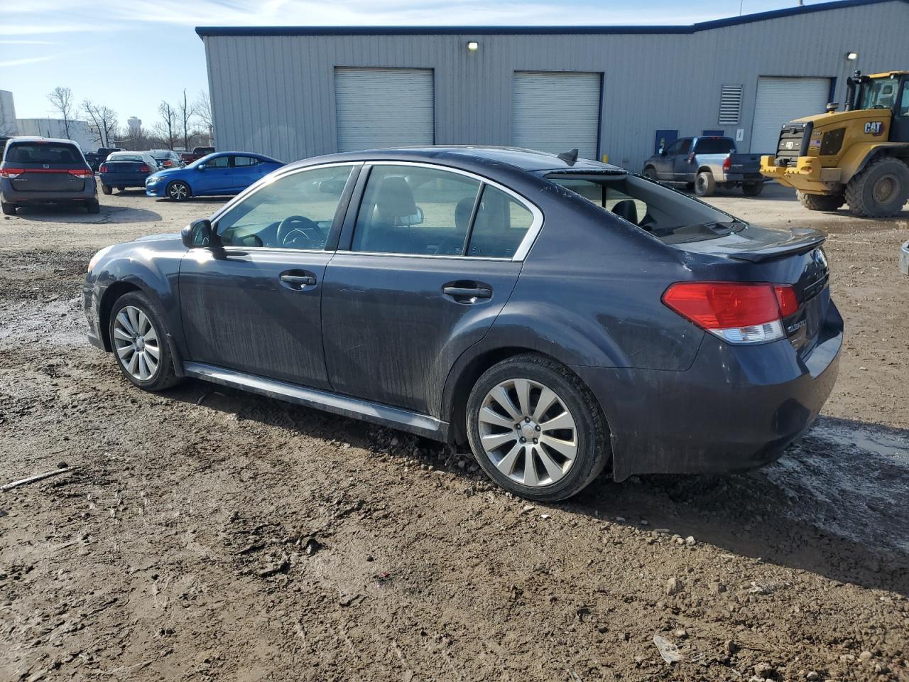 2011 SUBARU LEGACY 2.5 - Фото 2