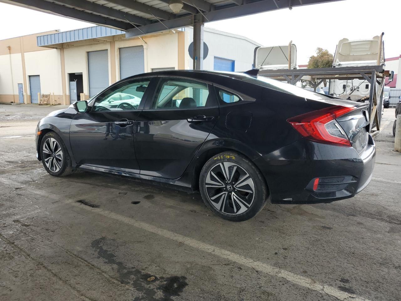 2017 HONDA CIVIC EXL - Image 2