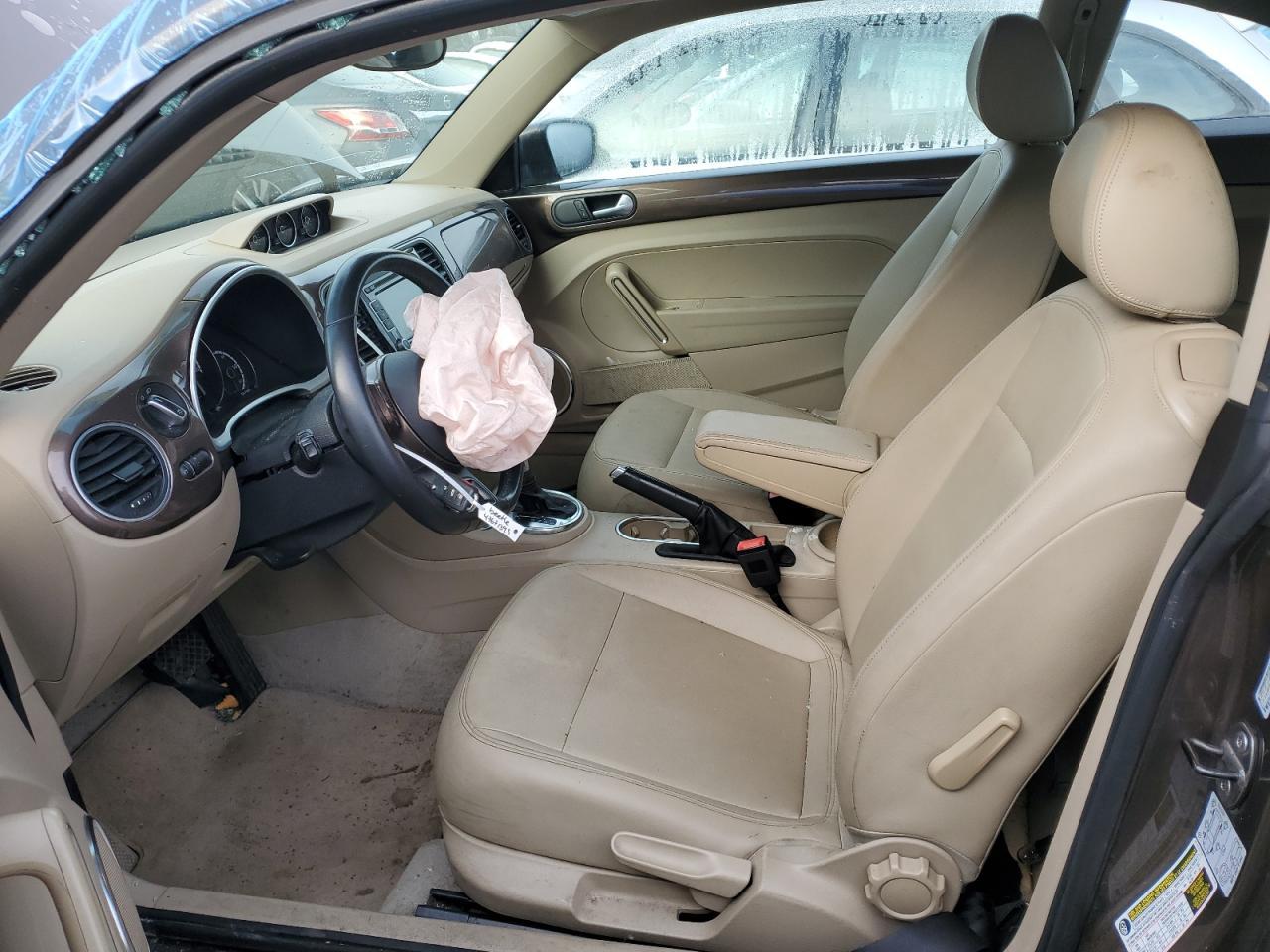 2014 VOLKSWAGEN BEETLE - Image 7
